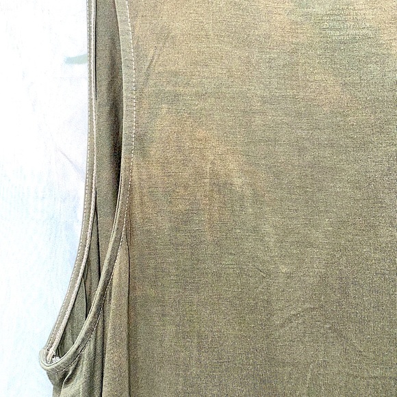AMERICAN EAGLE OUTF. RAYON OLIVE TANK SZ XL - Picture 9 of 11